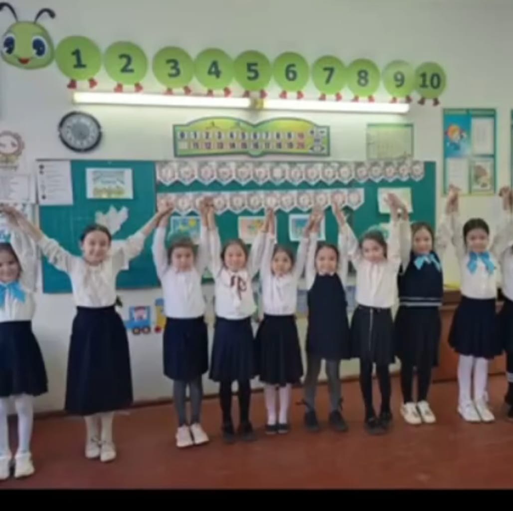 “Ынтымағы жарасқан туған өлкем - Қазақстан!” тақырыбында 1- 11 сыныптарда тәрбие сағаты өтті.